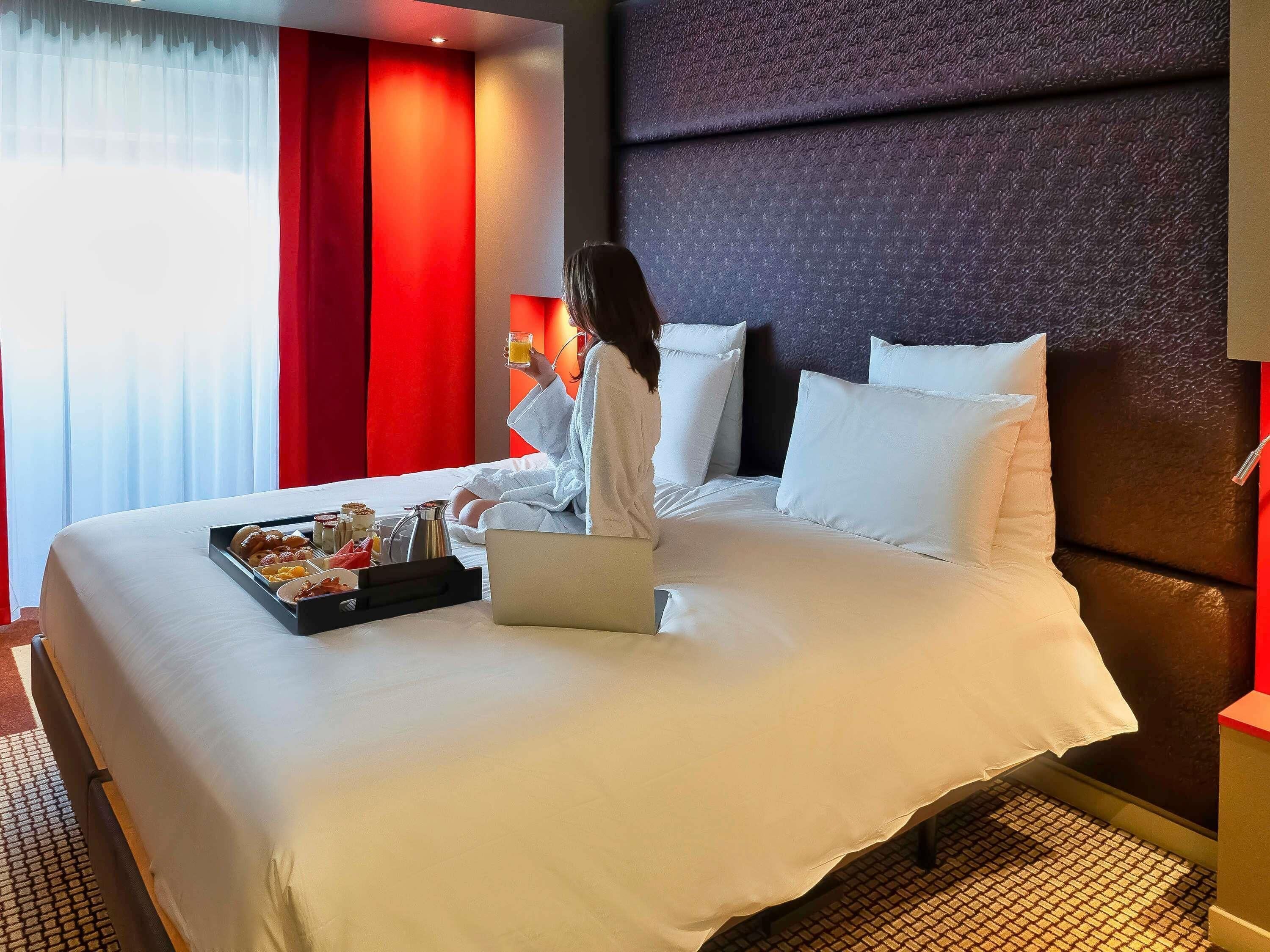 Room, 1 Double Bed (PrivilegeEiffel Tower or Sacré Coeur)