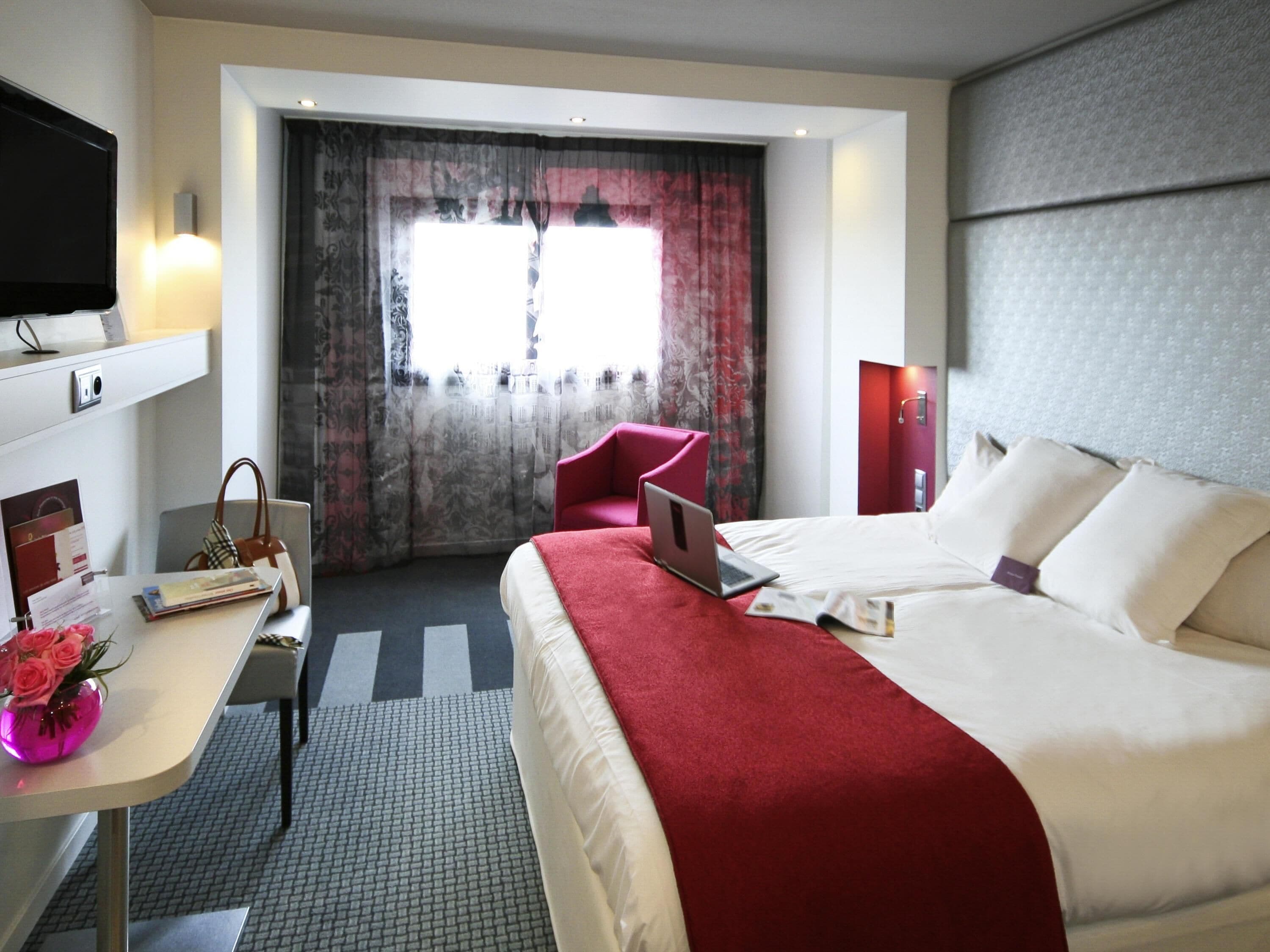 Superior Room, 1 Double Bed with Sofa bed | Premium bedding, minibar, in-room safe, desk