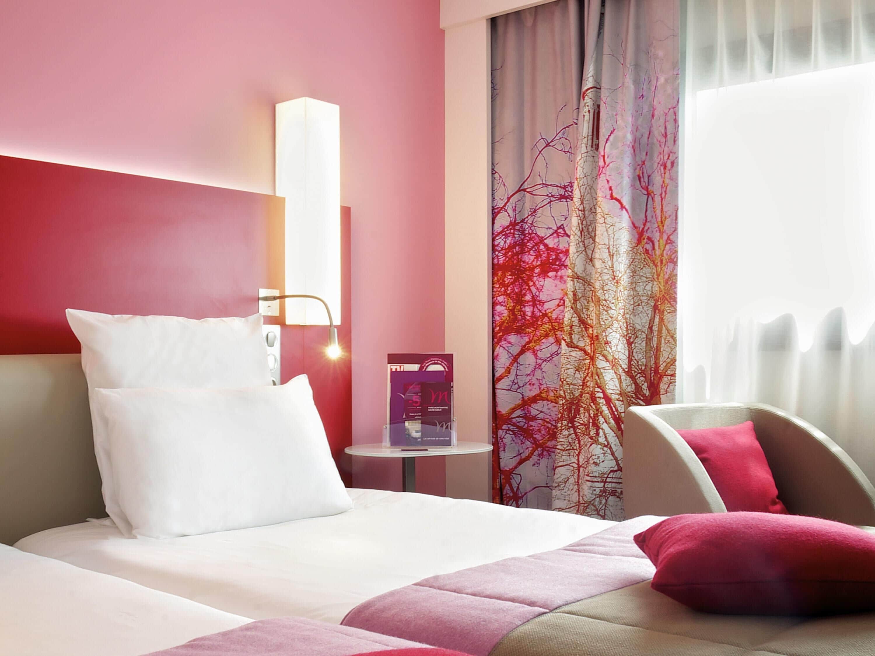 Superior Room, 3 Single Beds | Premium bedding, minibar, in-room safe, desk