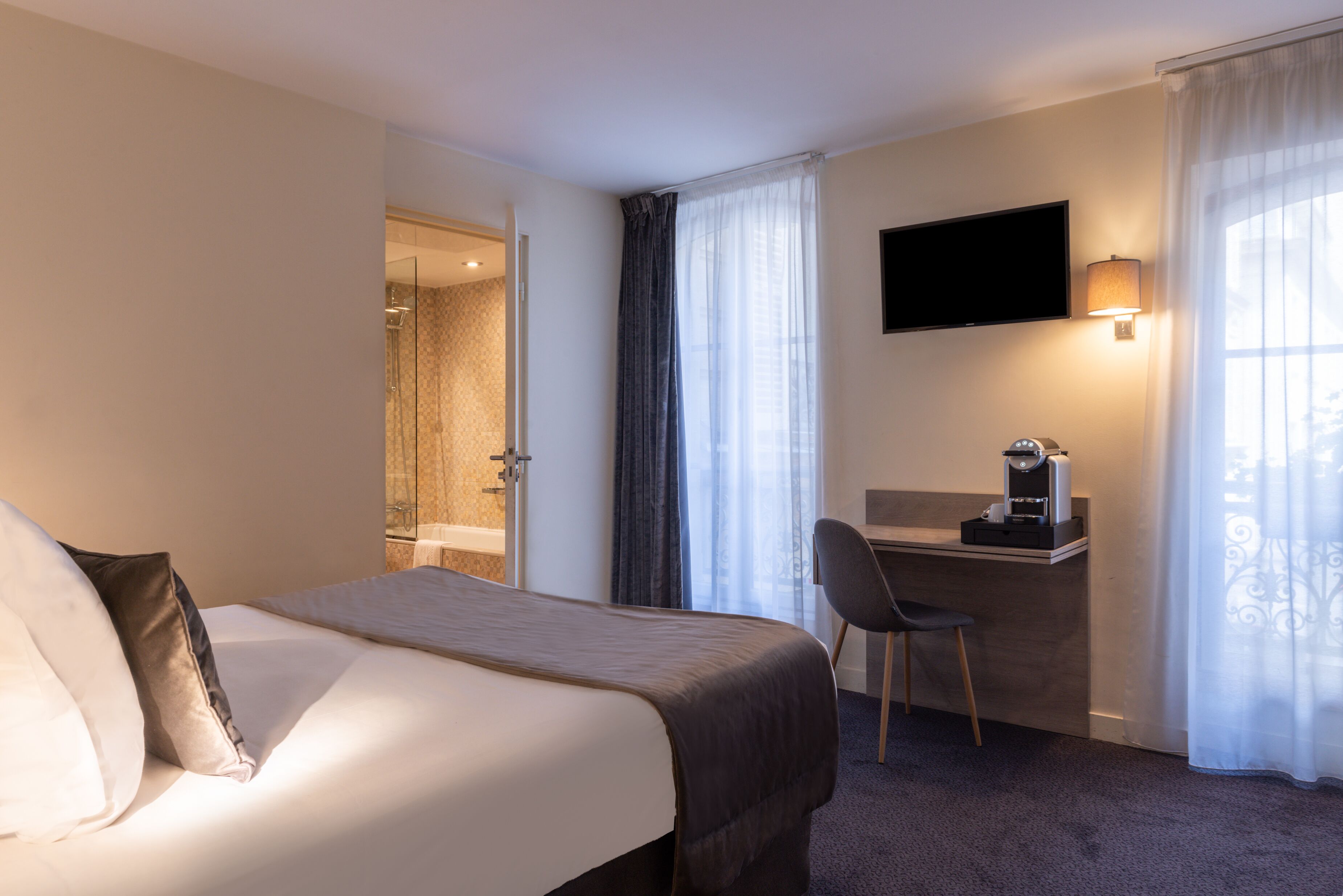 Photo - Hôtel Aston Paris