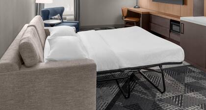 DoubleTree by Hilton Dayton Fairborn