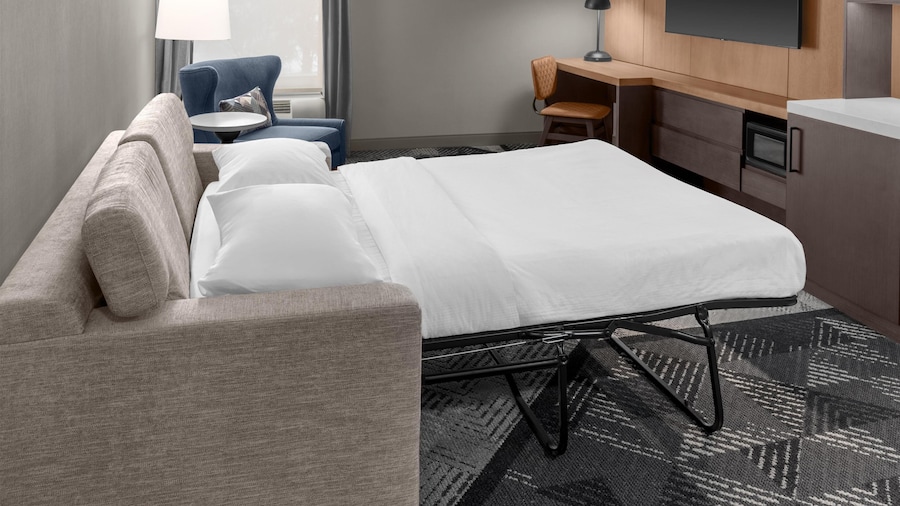 DoubleTree by Hilton Dayton Fairborn