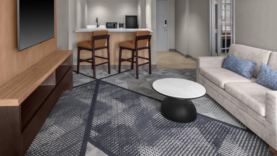 DoubleTree by Hilton Dayton Fairborn