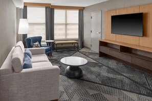 Suite, 1 King Bed (View) | Living area - DoubleTree by Hilton Dayton Fairborn (Fairborn)