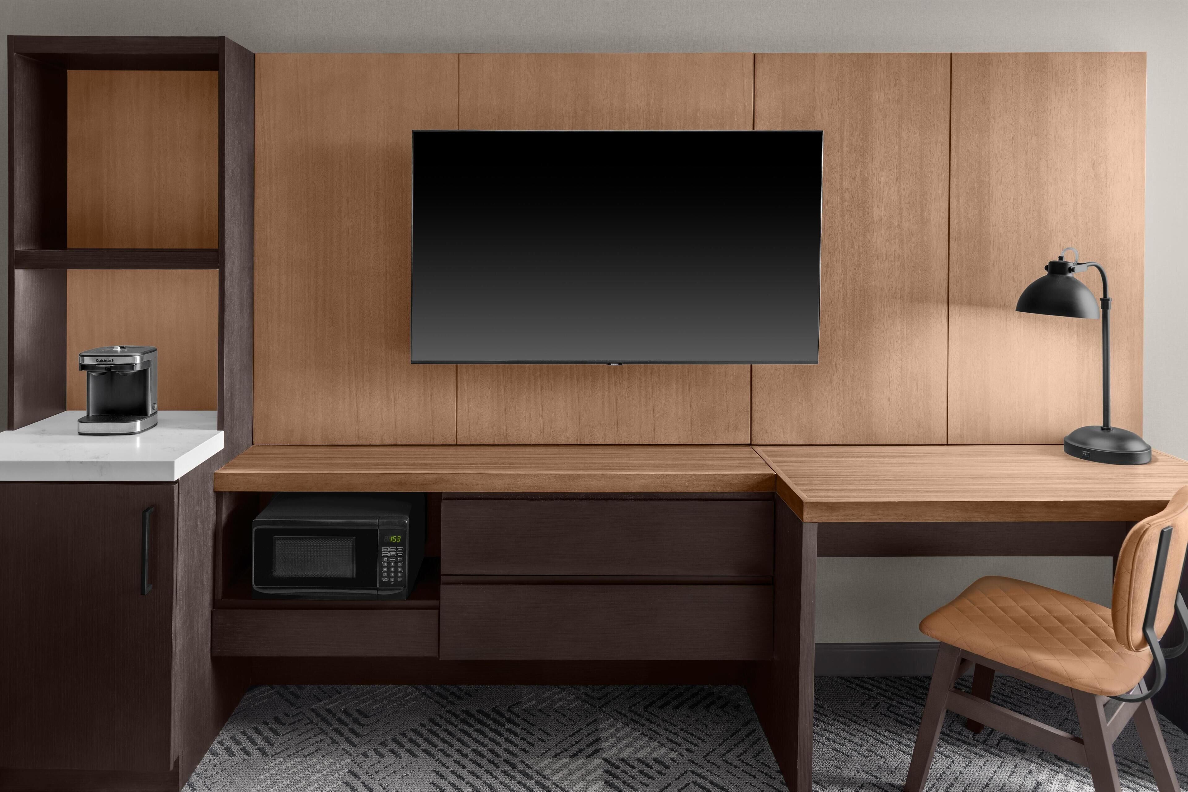 Premium bedding, pillow-top beds, in-room safe, desk