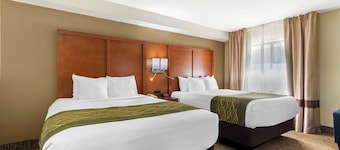 Comfort Inn & Suites - near Robins Air Force Base Main Gate