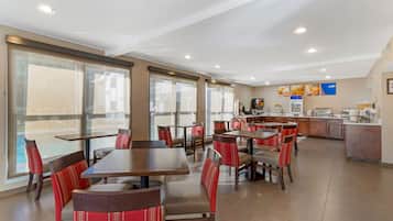 Termasuk sarapan bufet