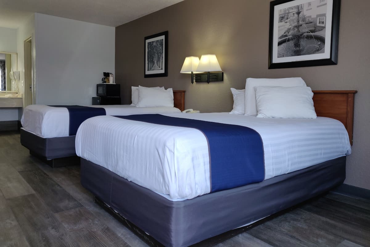 1 chambre, lits bébé (gratuits), Wi-Fi gratuit, draps fournis