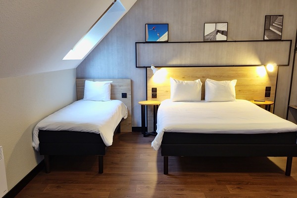 Standard Double Room, 1 Double Bed | Premium bedding, pillowtop beds, desk, blackout drapes