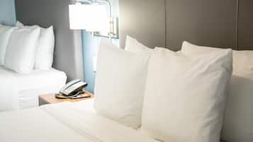 Room, 2 Queen Beds, Non Smoking