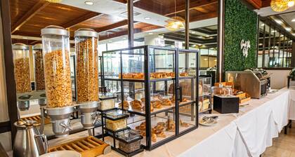 Regency Miami Airport by Sonesta