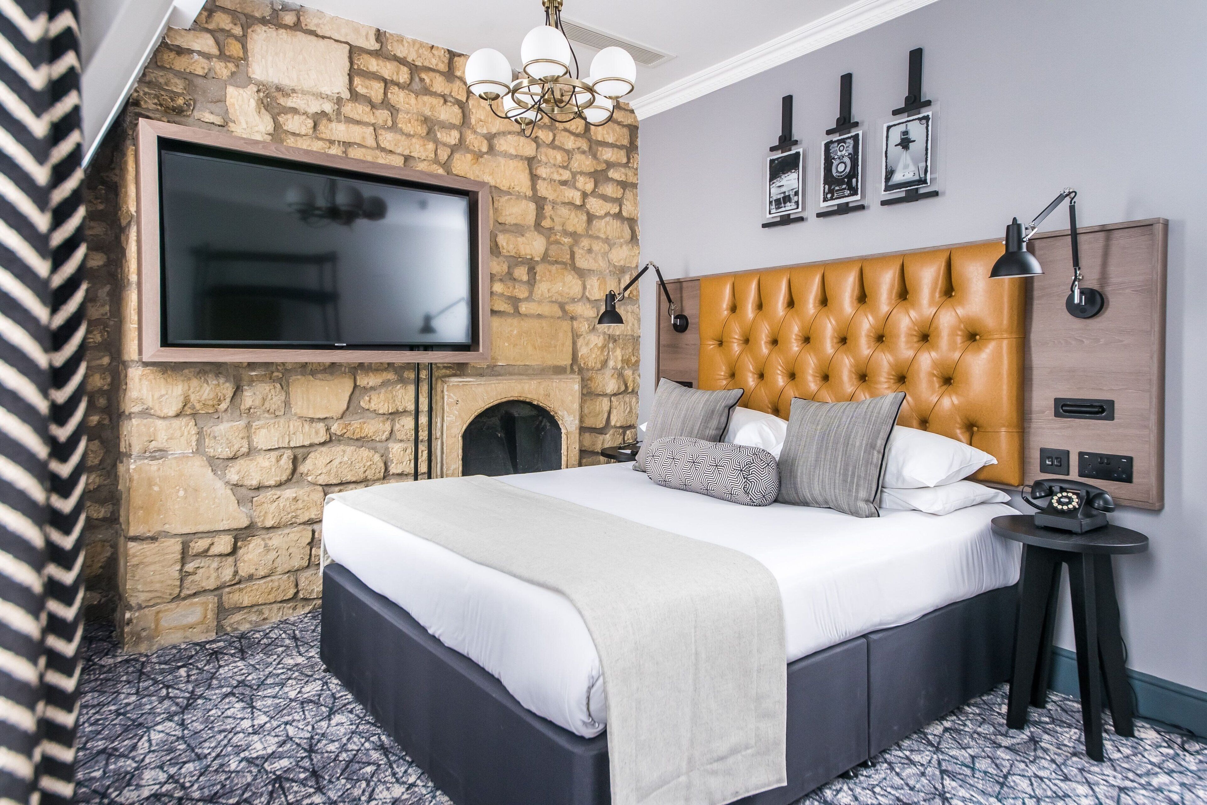 Standard Room, 1 Double Bed | Hypo-allergenic bedding, individually decorated, individually furnished