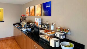 Tägliches inbegriffenes Frühstücksbuffet