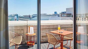 Executive Room, 1 Double Bed, Terrace | Terrace/patio