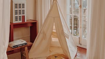 Egyptian cotton sheets, premium bedding, pillowtop beds, in-room safe
