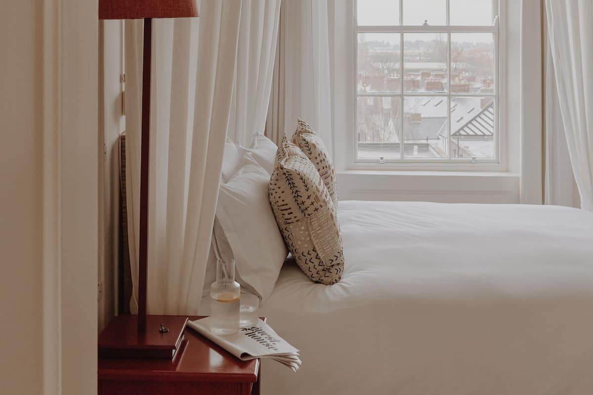 Egyptian cotton sheets, premium bedding, pillow-top beds, in-room safe