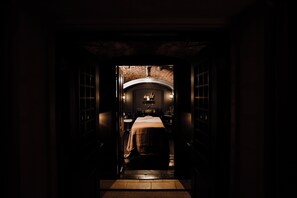 Couples treatment rooms, hot stone massages, deep-tissue massages