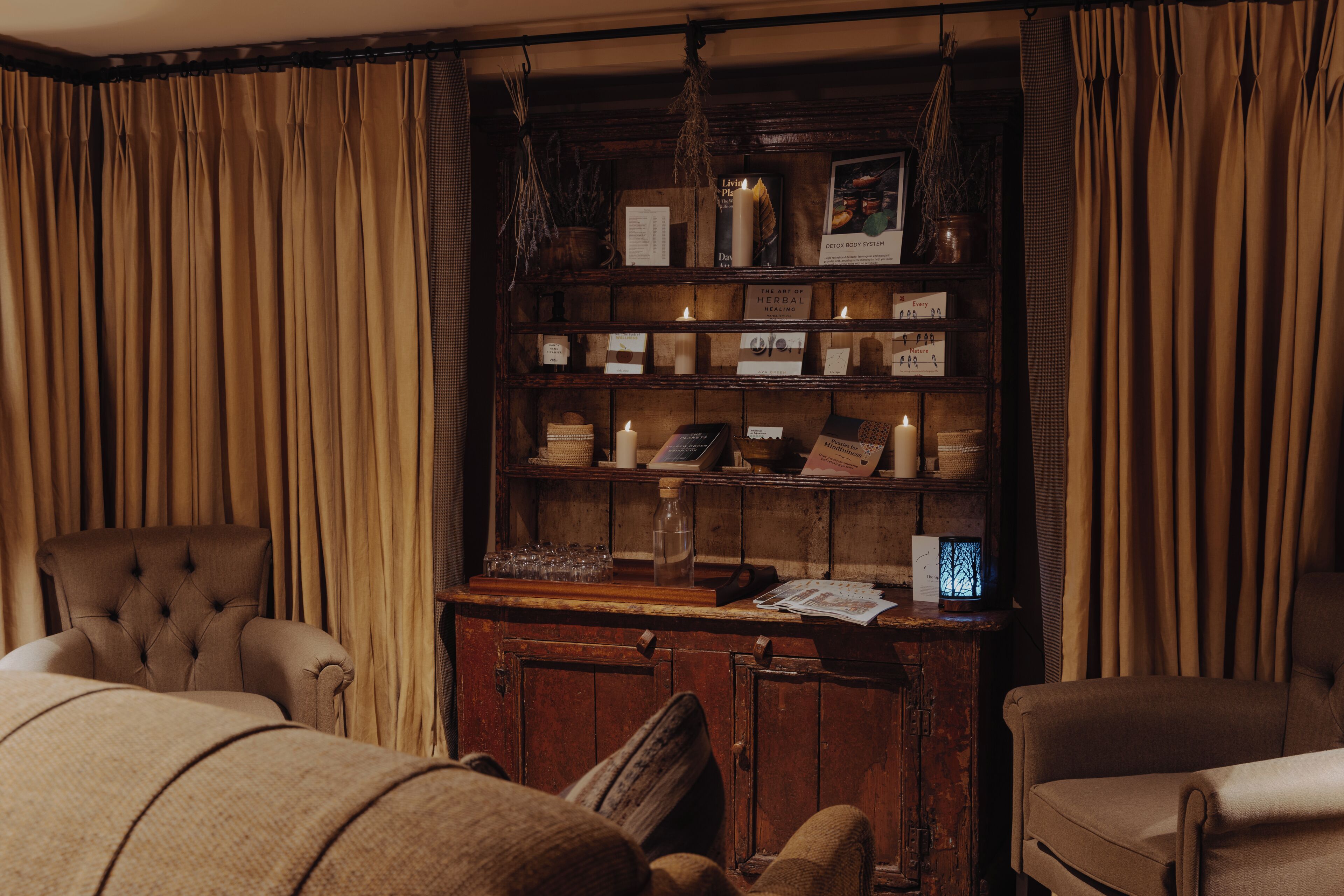 couples treatment room(s), hot stone massages, deep-tissue massages