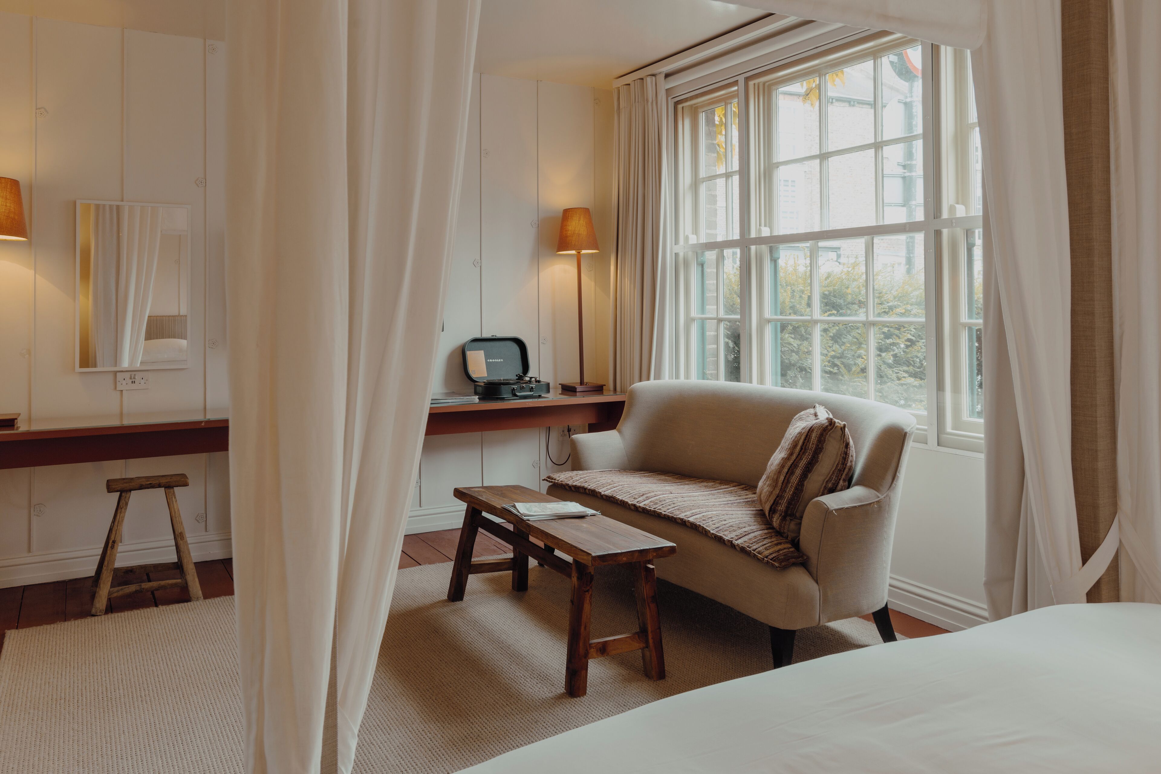 room (large guest room) | egyptian cotton sheets, premium bedding, pillow-top beds, in-room safe