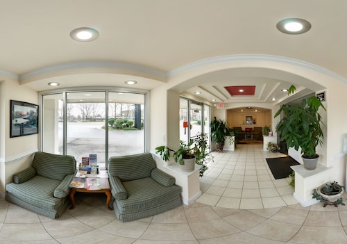 Key West Inn - Newport News