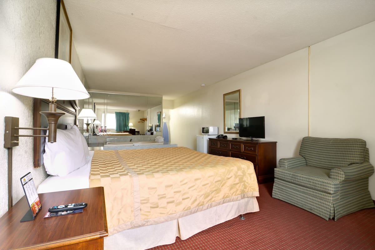 Desk, iron/ironing board, free WiFi, bed sheets