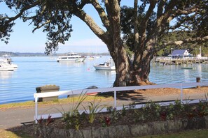 One Bedroom Suite Waterfront | View from room