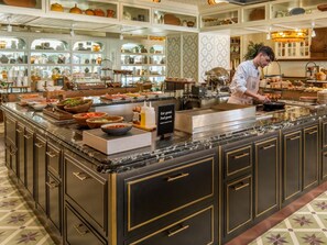 Daily buffet breakfast (EUR 25 per person)