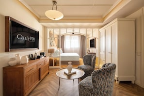 Premium bedding, minibar, in-room safe, desk - Only YOU Hotel Sevilla (Seville)
