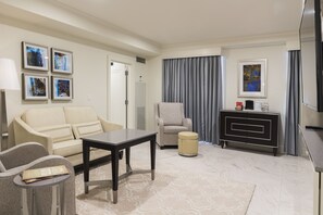 Traditional Suite, 1 Bedroom | Down duvets, in-room safe, desk, laptop workspace