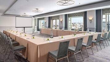 สถานที่จัดงานประชุม