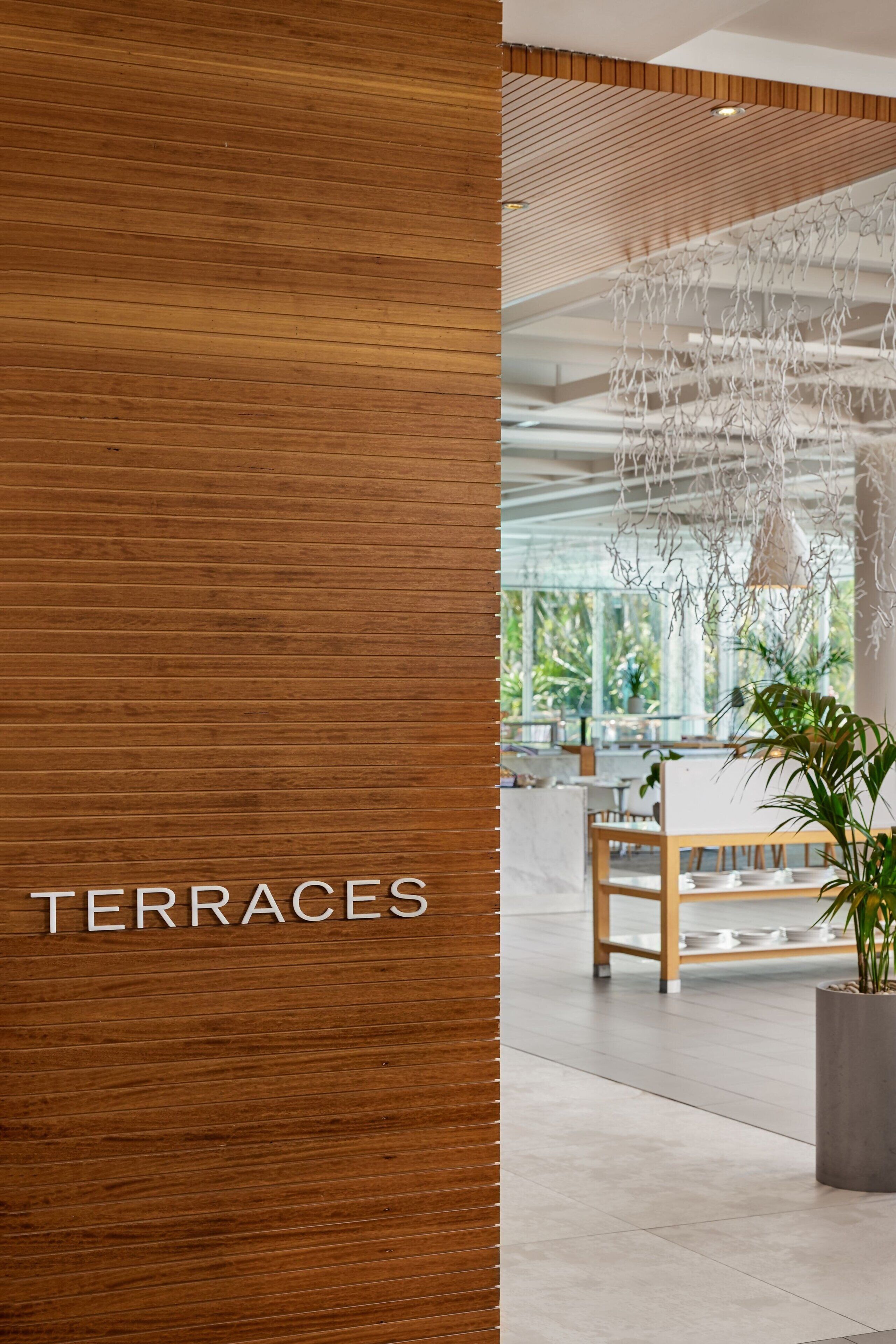 breakfast, lunch, dinner served; seafood, pool views