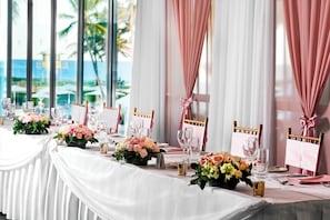 Banquet hall