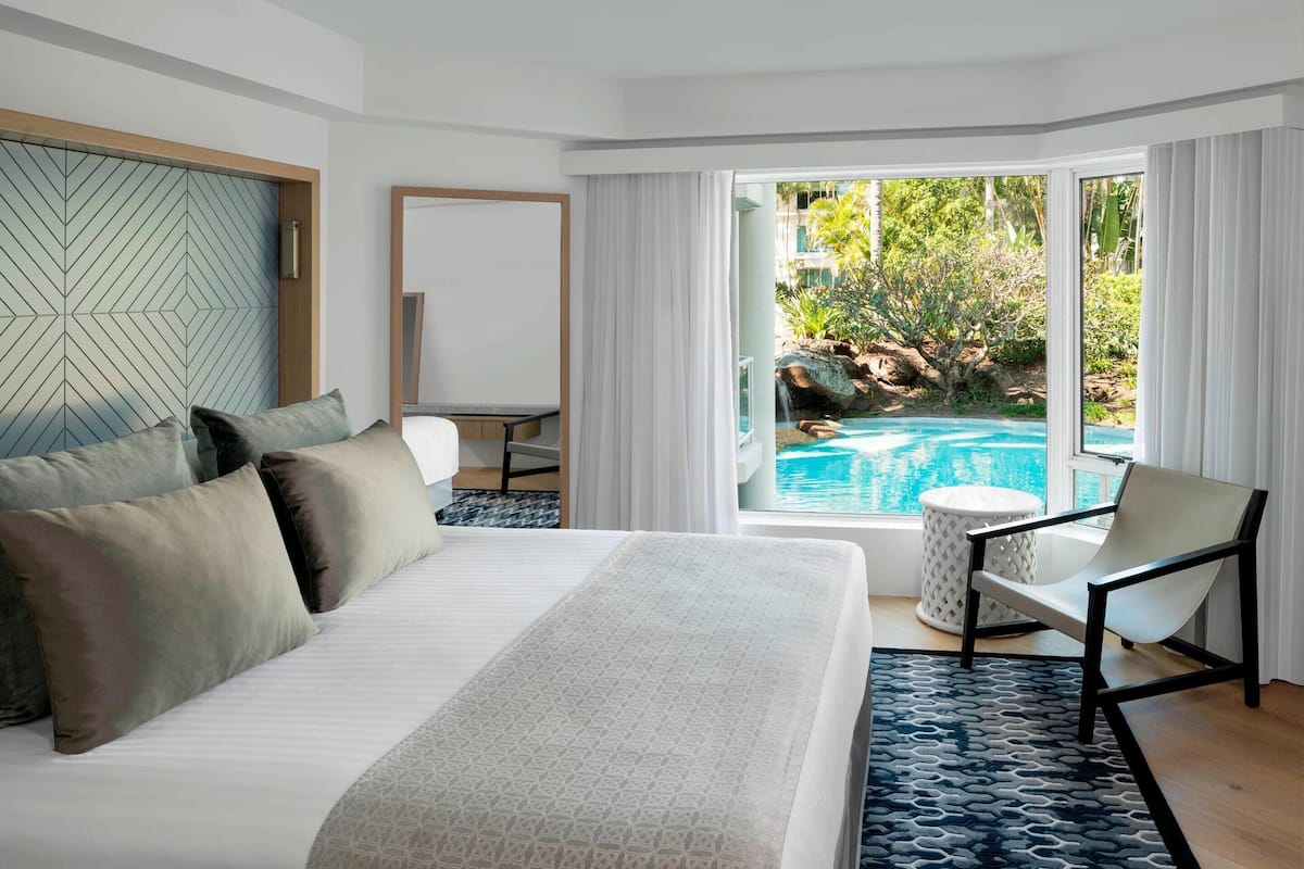 Villa, 2 Bedrooms, Non Smoking | Minibar, in-room safe, desk, blackout drapes