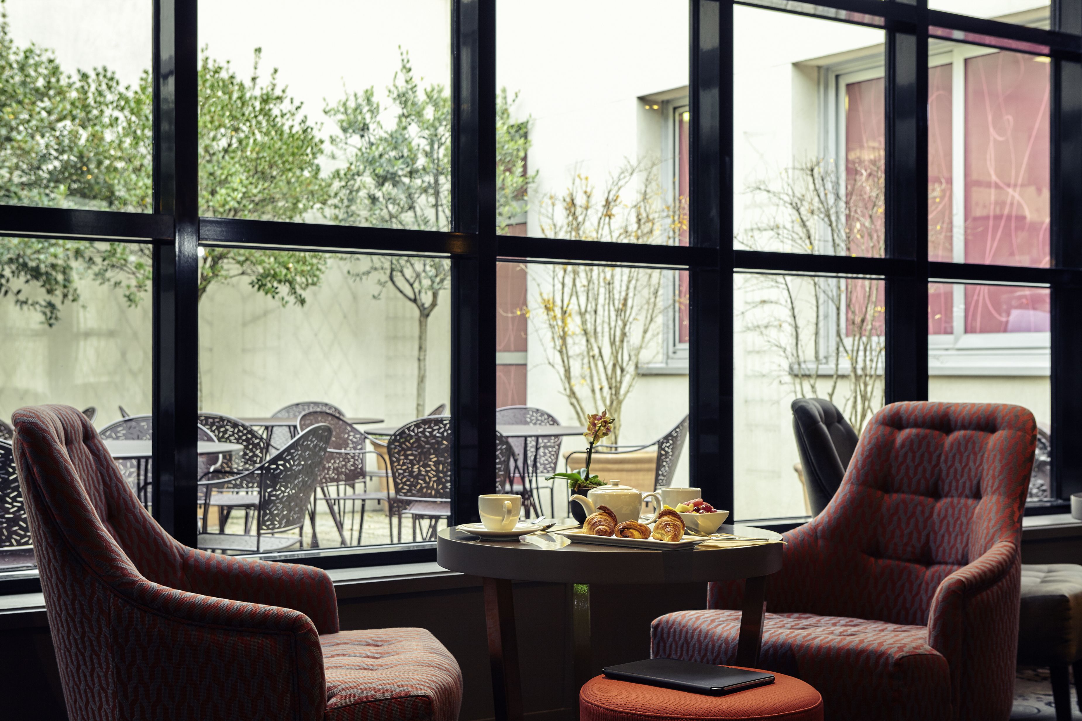 daily buffet breakfast (eur 19.00 per person)