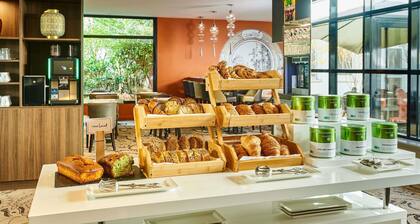 Mercure Paris Tour Eiffel Grenelle