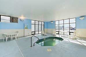 Unclassified image, 2 of 26, button