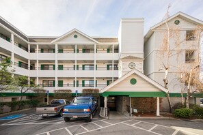 Front of property - San Mateo SFO Airport Hotel (San Mateo)