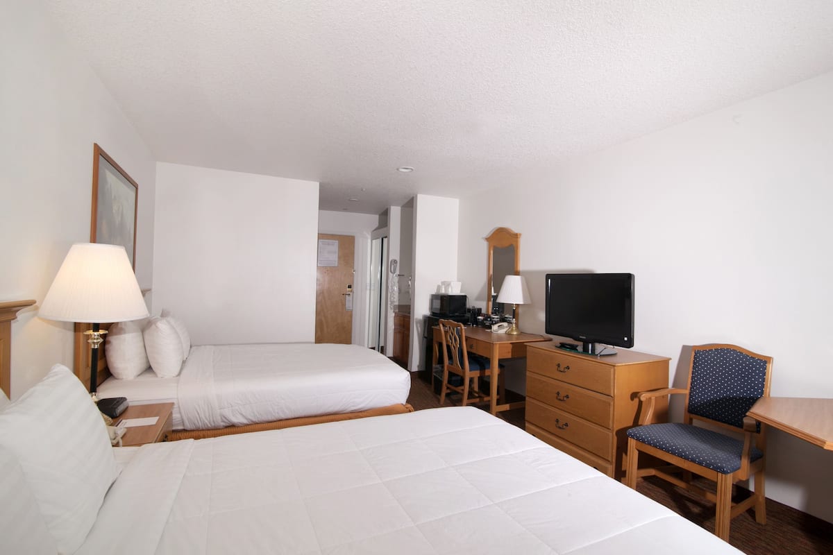 Standard Room, 2 Double Beds | Desk, iron/ironing board, cribs (free), rollaway beds (surcharge)