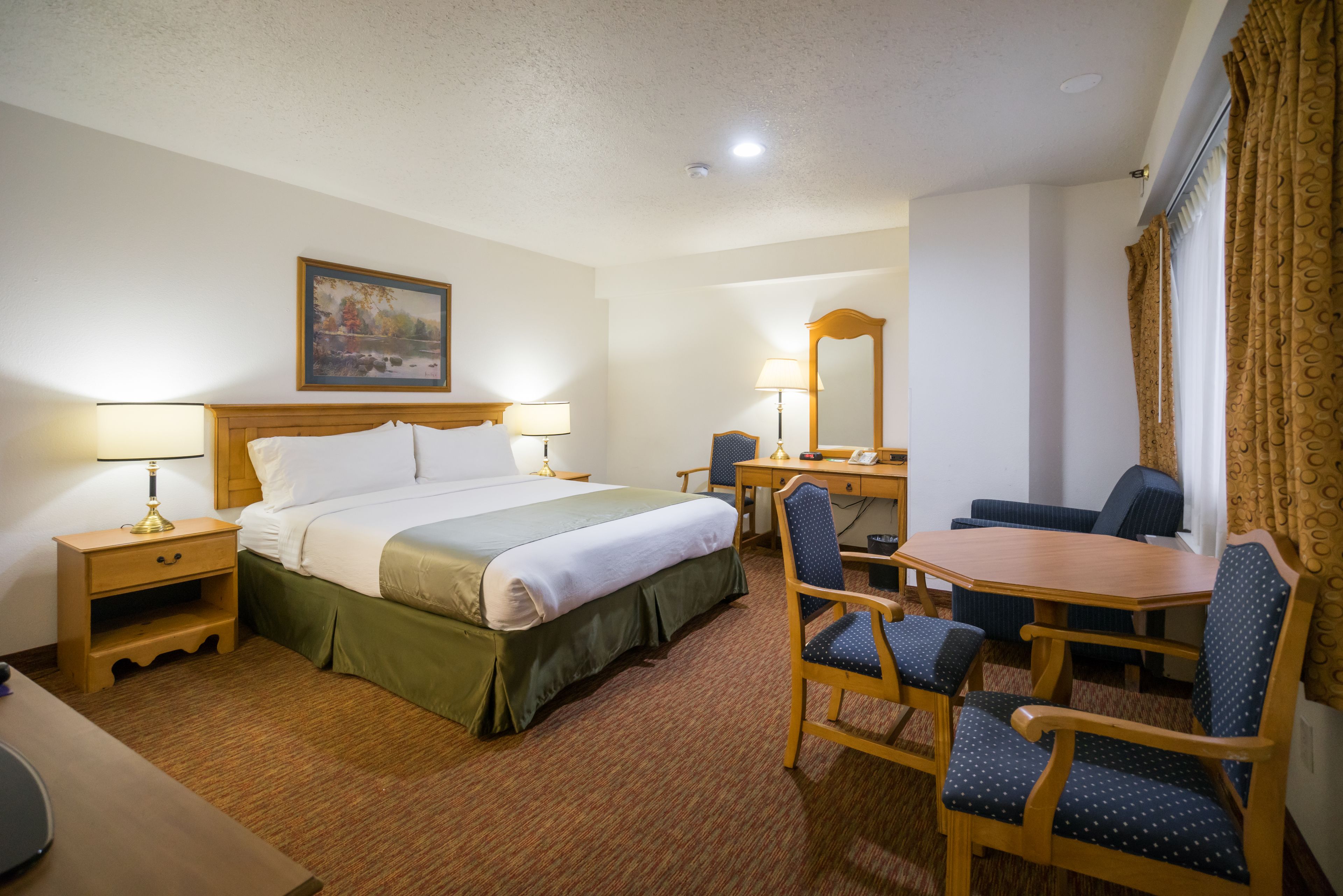 Standard Room, 1 King Bed