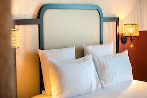 Superior-Zimmer, 1 King-Bett, Nichtraucher | Zimmersafe, Schreibtisch, Verdunkelungsvorhänge, schallisolierte Zimmer