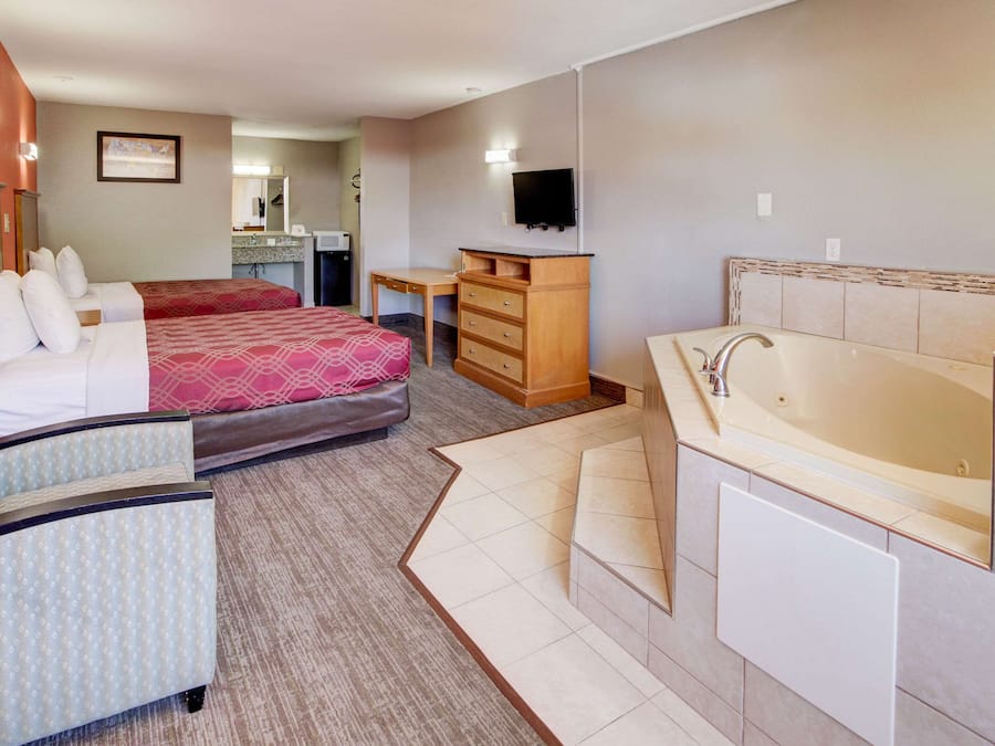 Fer et planche à repasser, accès au Wi-Fi (inclus), literie fournie