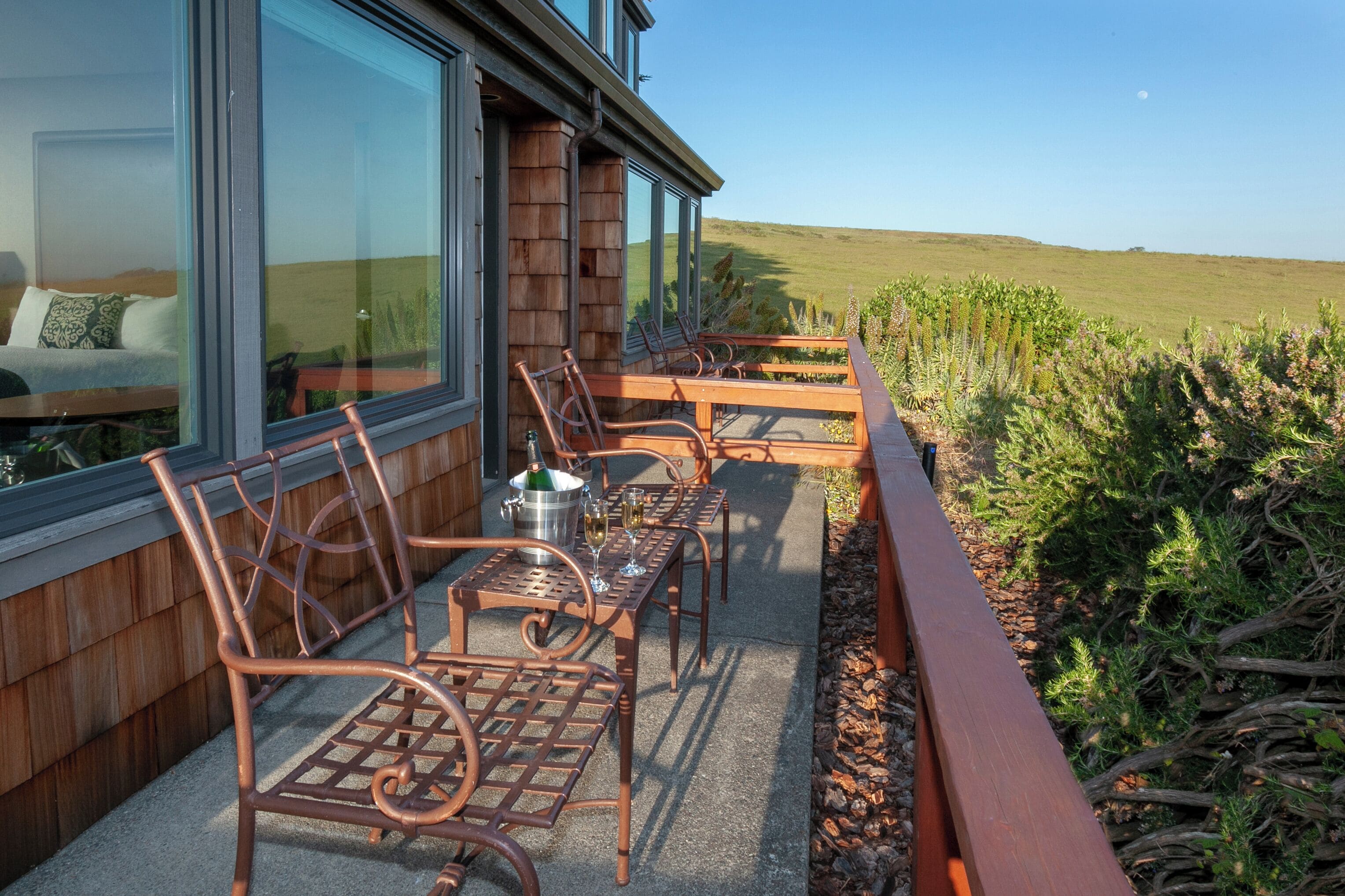 deluxe room, 2 queen beds, ground floor | view from room