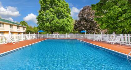 Baymont by Wyndham Harrisburg