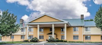 Baymont by Wyndham Harrisburg