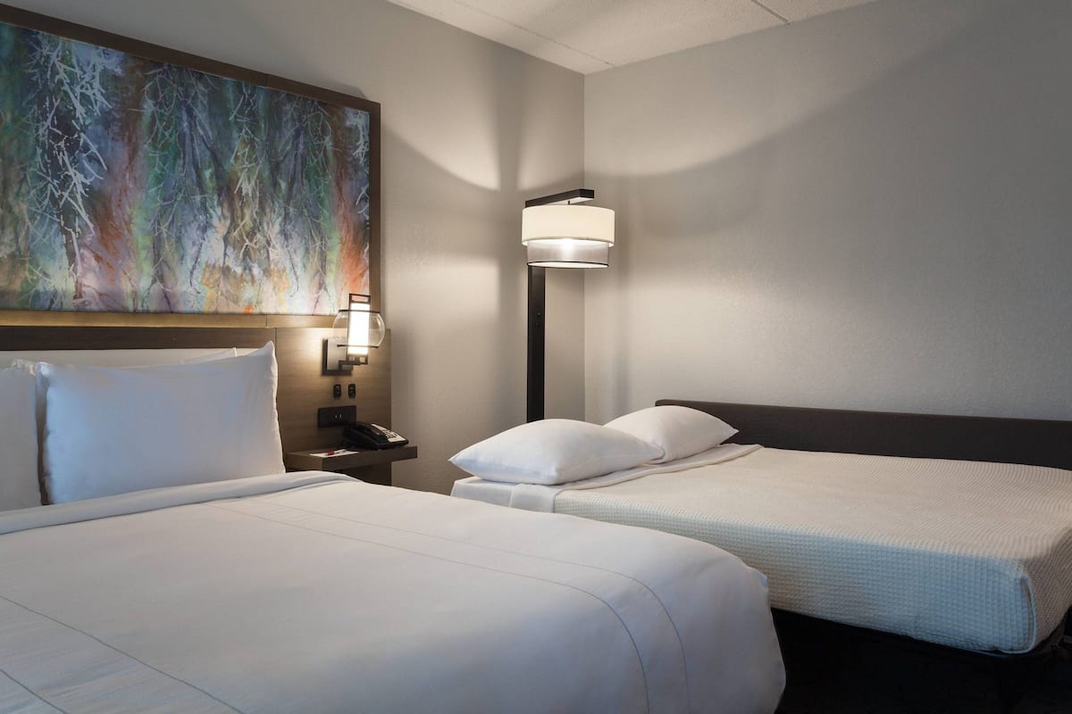 Down comforters, in-room safe, desk, iron/ironing board