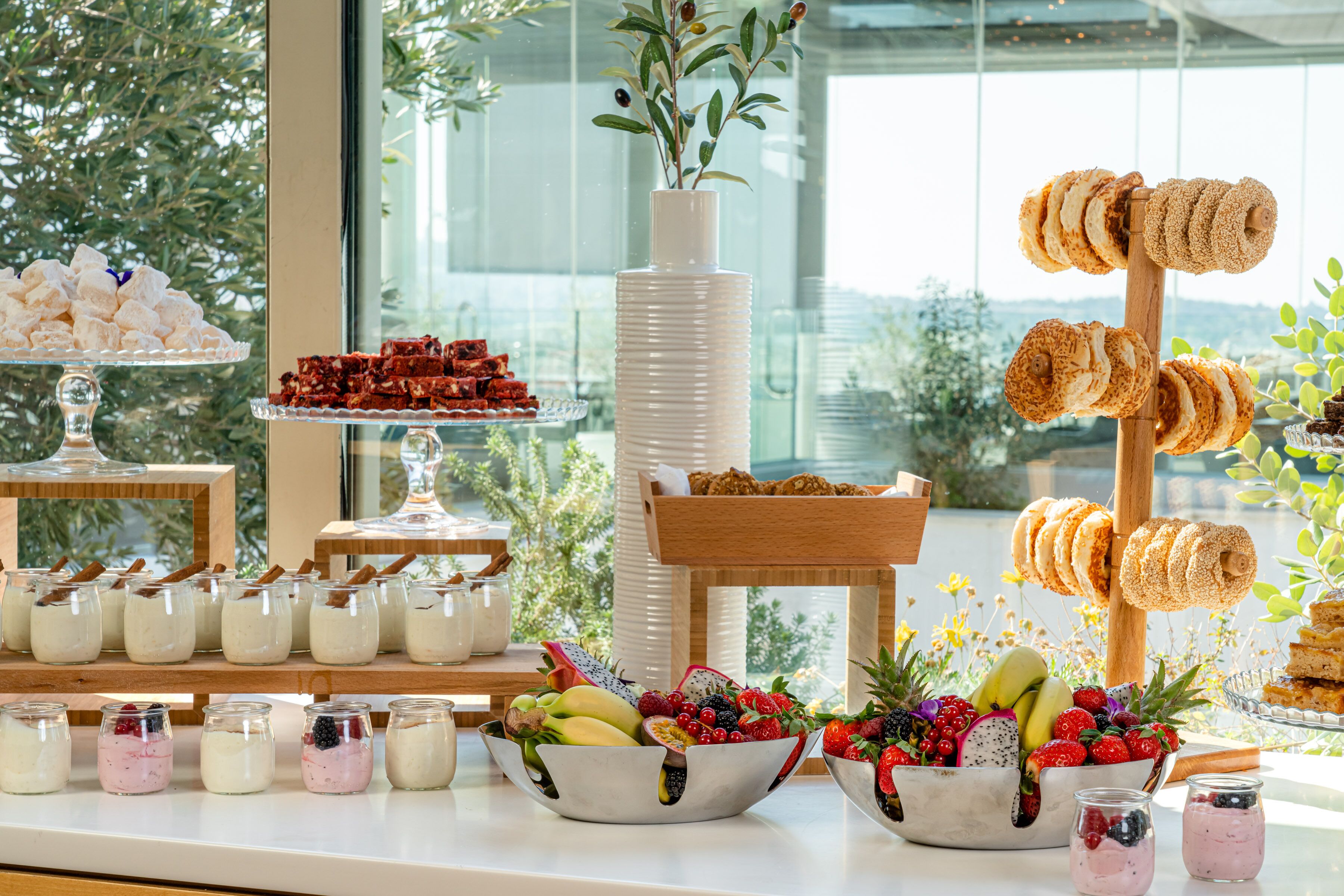 Daily buffet breakfast (EUR 19 per person)