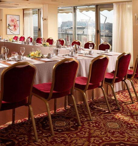 Titania Hotel - Image 39