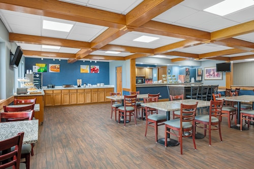 Quality Inn & Suites Goshen