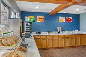 Desayuno continental incluido todos los días 