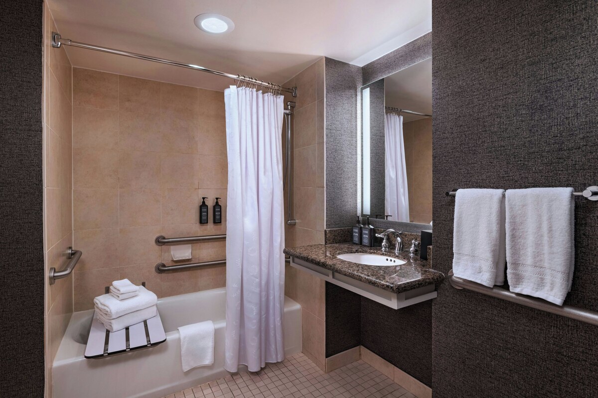 Premium bedding, pillowtop beds, desk, blackout drapes